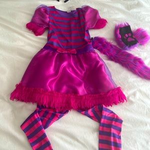 Girls size 7/8 Cheshire Cat outfit with a lot of extras!